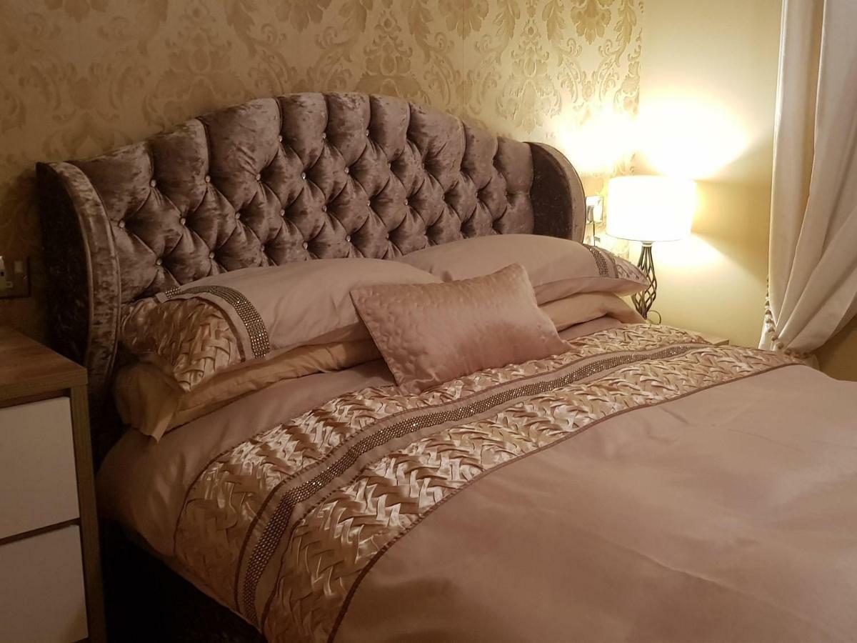 Courtneys Of Gynn Square Bed & Breakfast Blackpool Exterior foto